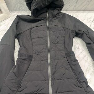 Lululemon down for it all coat jacket with hood. Size 0, black lots of life left